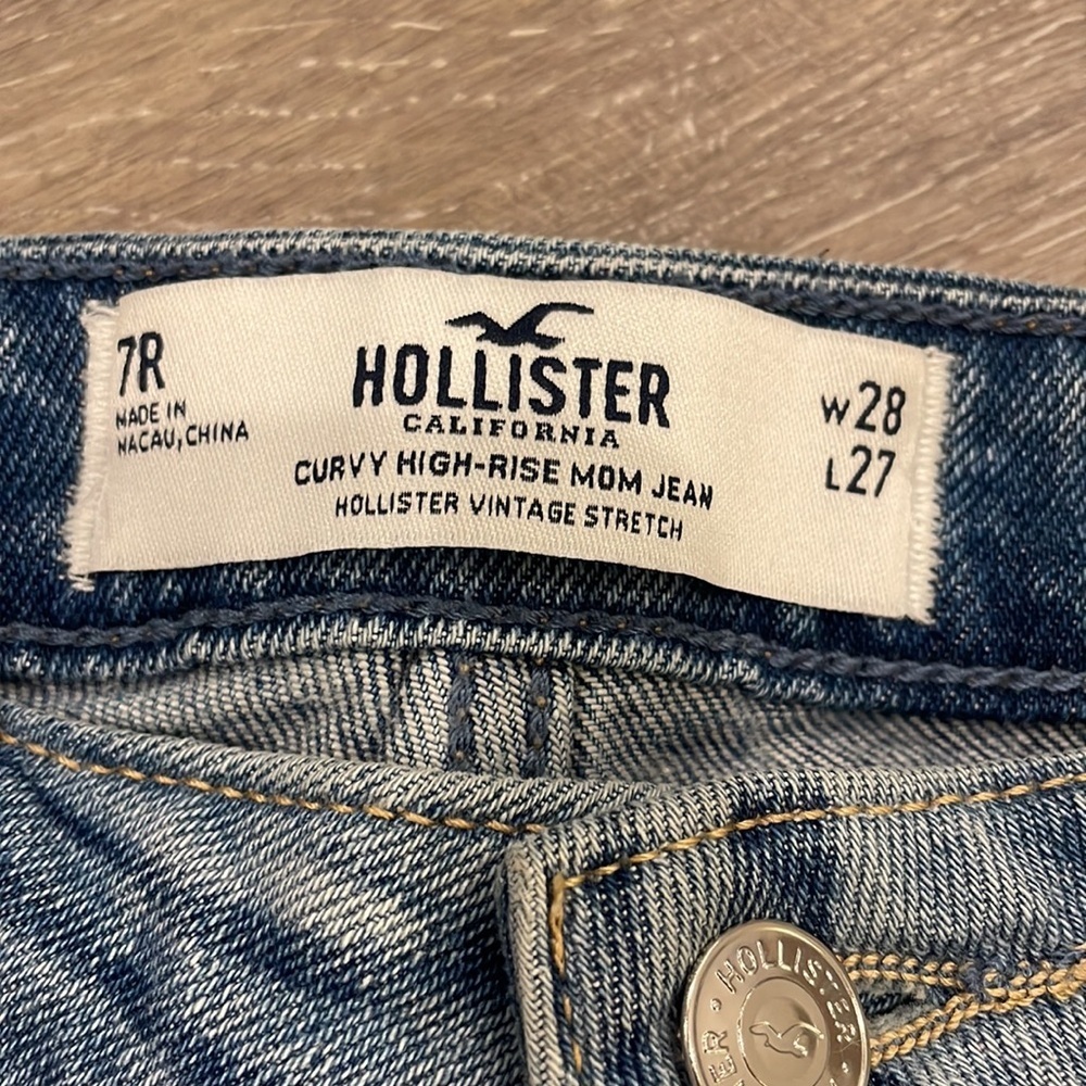 Hollister curvy high rise mom jean 28 (7r) - Picture 5 of 8